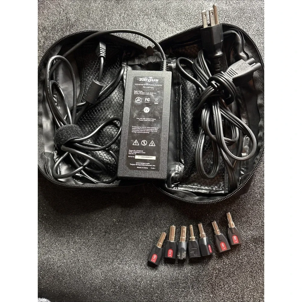 Targus APA68 A Universal Laptop Wall Power Adapter 90W 100-240V Tested